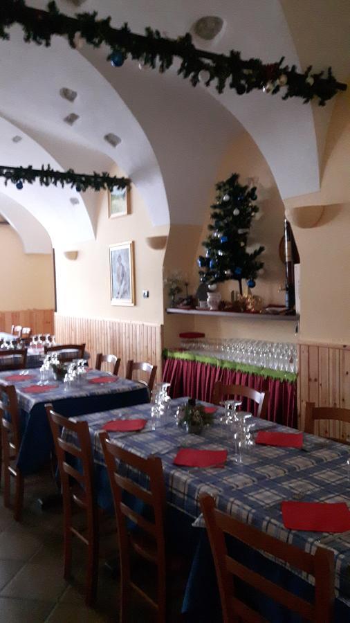 Hotel Trattoria Bar Pace Re Zewnętrze zdjęcie